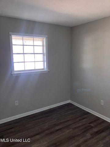 983 Branch Street, Jackson, MS 39212