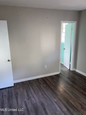 983 Branch Street, Jackson, MS 39212