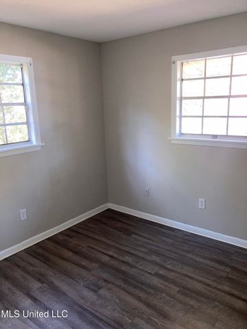 983 Branch Street, Jackson, MS 39212