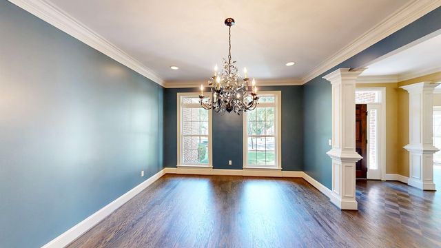 304 Glencoe Way, Dothan, AL 36305
