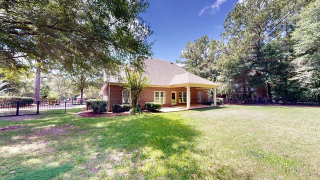 304 Glencoe Way, Dothan, AL 36305
