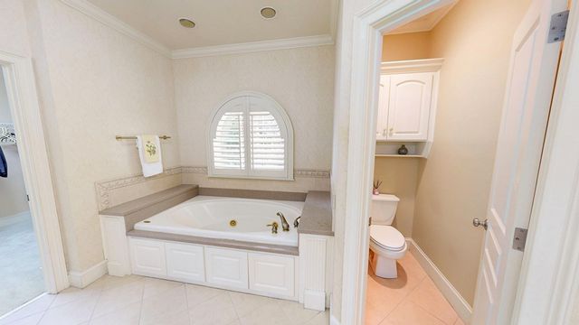 304 Glencoe Way, Dothan, AL 36305