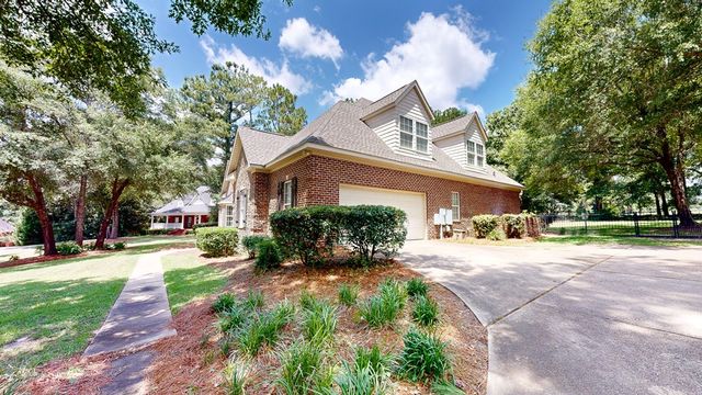 304 Glencoe Way, Dothan, AL 36305