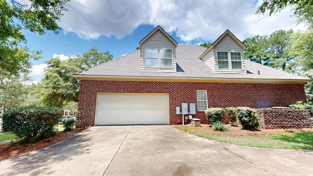 304 Glencoe Way, Dothan, AL 36305