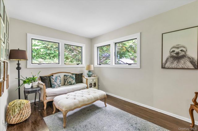 5 Gaines Place, Huntington, NY 11743