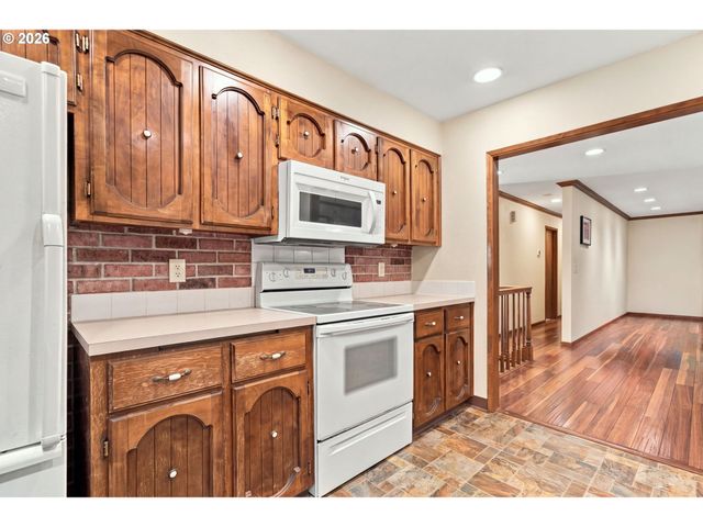 605 Nw 98TH St, Vancouver, WA 98665