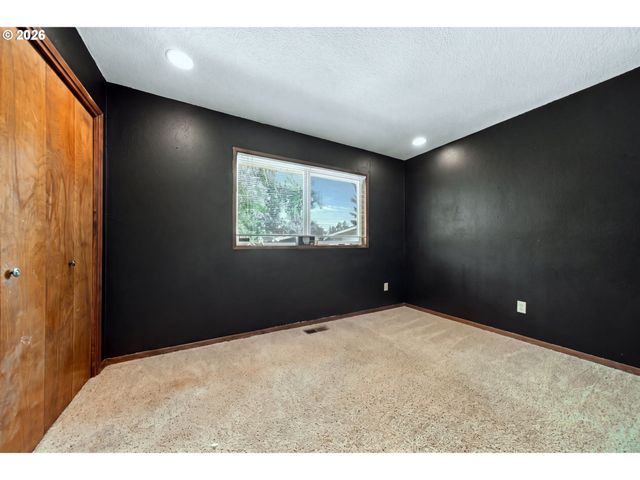 605 Nw 98TH St, Vancouver, WA 98665