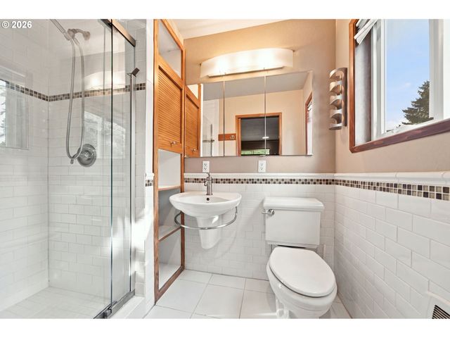 605 Nw 98TH St, Vancouver, WA 98665