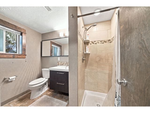 605 Nw 98TH St, Vancouver, WA 98665