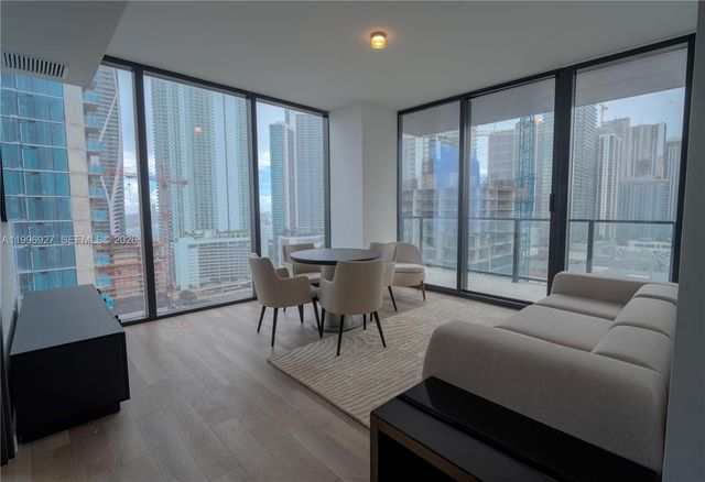 20 NE 11th st 2308, Miami, FL 33132