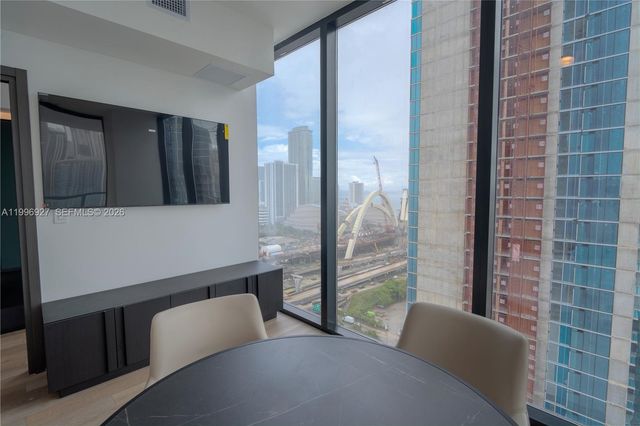 20 NE 11th st 2308, Miami, FL 33132