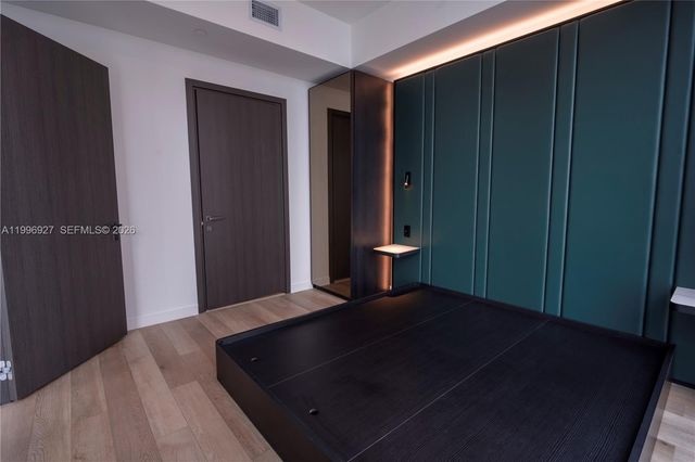 20 NE 11th st 2308, Miami, FL 33132