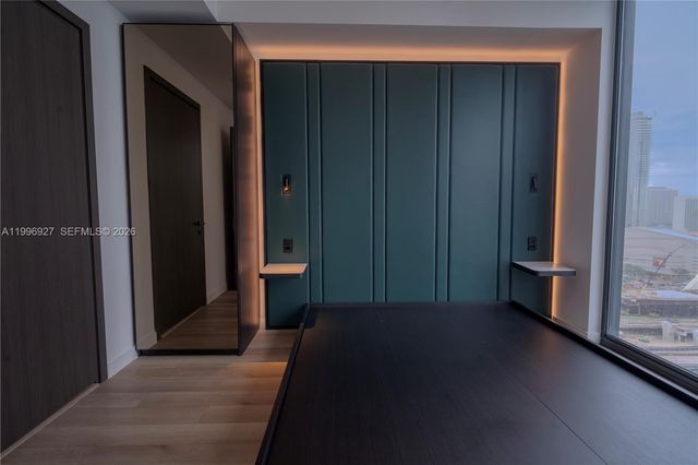 20 NE 11th st 2308, Miami, FL 33132