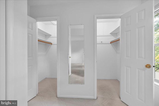 29 HARWOOD DR, Voorhees, NJ 08043