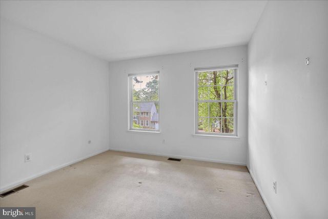 29 HARWOOD DR, Voorhees, NJ 08043