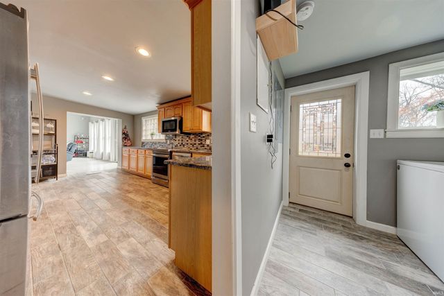 2698 N Benchmark Drive, Princeton, IN 47670