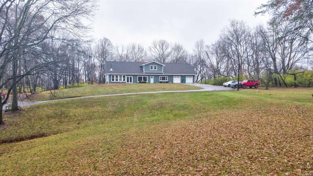 2698 N Benchmark Drive, Princeton, IN 47670