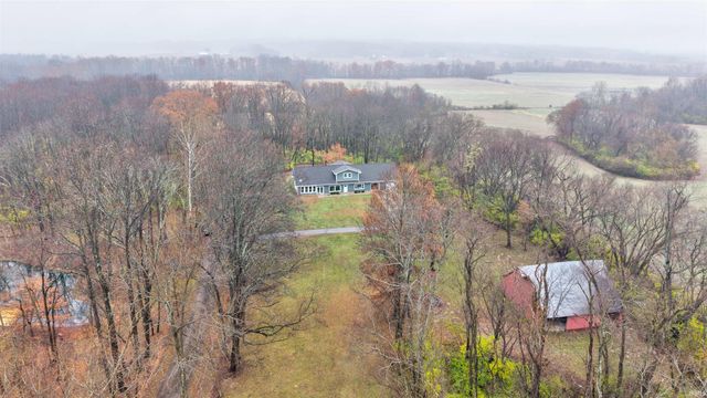 2698 N Benchmark Drive, Princeton, IN 47670