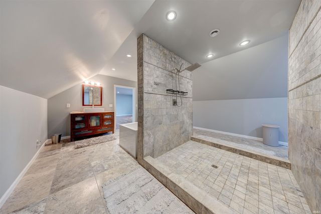 2698 N Benchmark Drive, Princeton, IN 47670