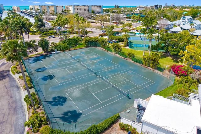 1280 DOLPHIN BAY WAY 504, Sarasota, FL 34242