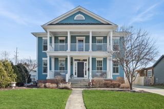 123 S Blanchard Street, Wheaton, IL 60187