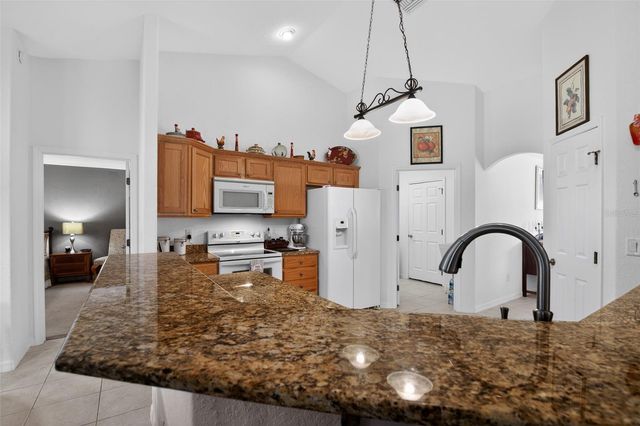 208 MARION OAKS TRAIL, Ocala, FL 34473