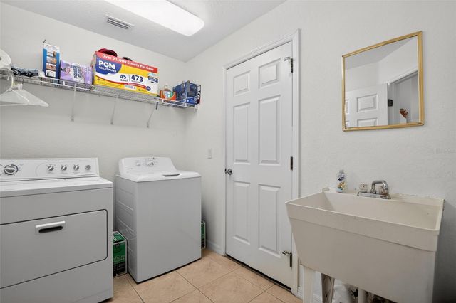 208 MARION OAKS TRAIL, Ocala, FL 34473
