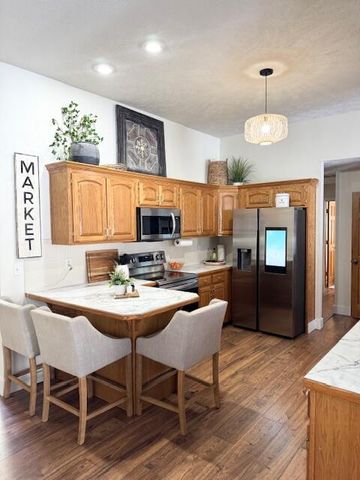 1118 East Ritter Street, Republic, MO 65738
