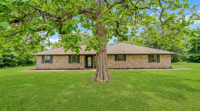1092 FM 1002 N, Winnsboro, TX 75494