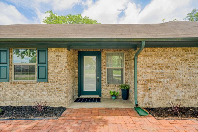 1092 FM 1002 N, Winnsboro, TX 75494