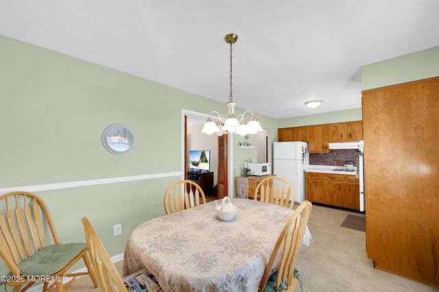 558 Pennsylvania Avenue, Brick, NJ 08724