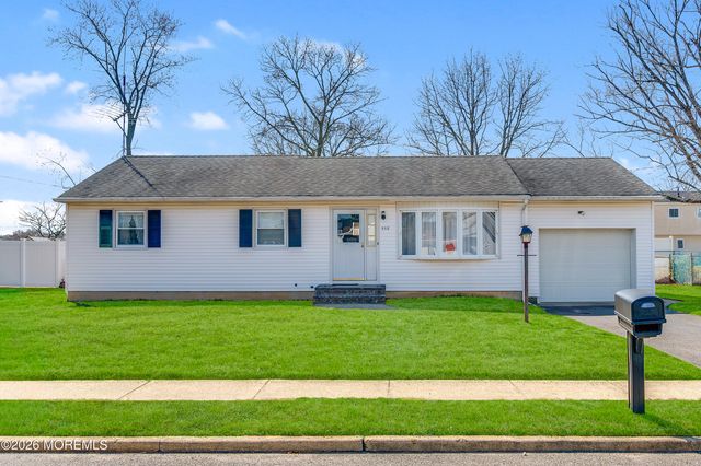 558 Pennsylvania Avenue, Brick, NJ 08724