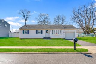 558 Pennsylvania Avenue, Brick, NJ 08724