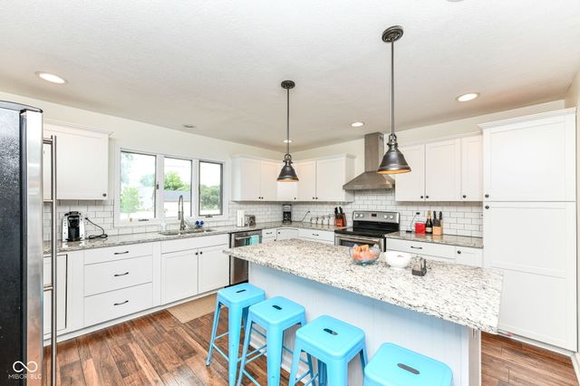 191 Mill Springs, Coatesville, IN 46121