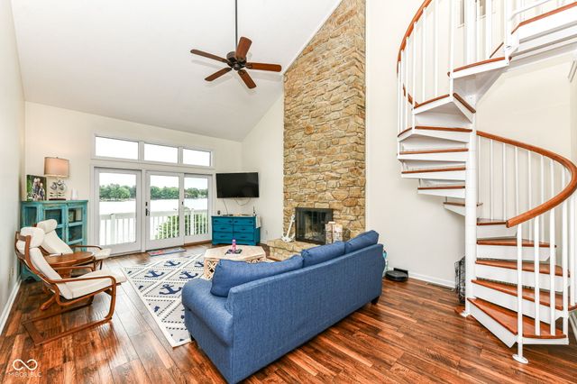 191 Mill Springs, Coatesville, IN 46121