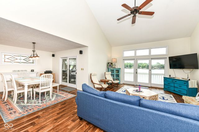 191 Mill Springs, Coatesville, IN 46121