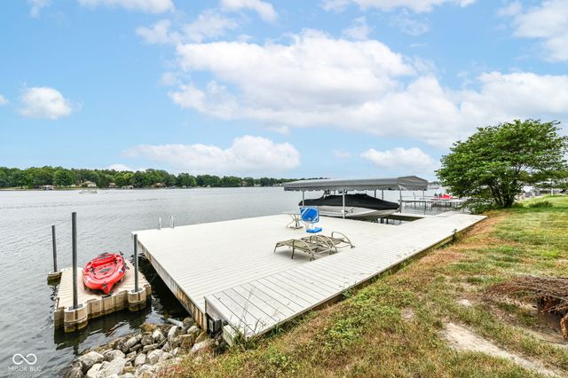 191 Mill Springs, Coatesville, IN 46121