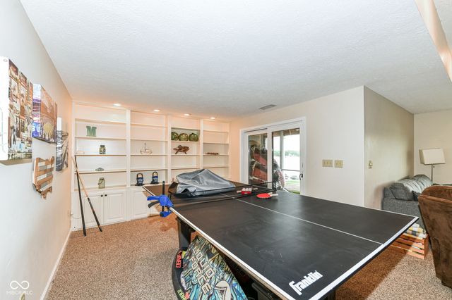 191 Mill Springs, Coatesville, IN 46121