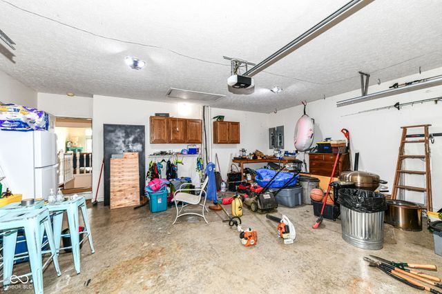 191 Mill Springs, Coatesville, IN 46121