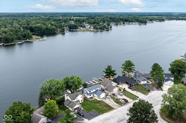 191 Mill Springs, Coatesville, IN 46121