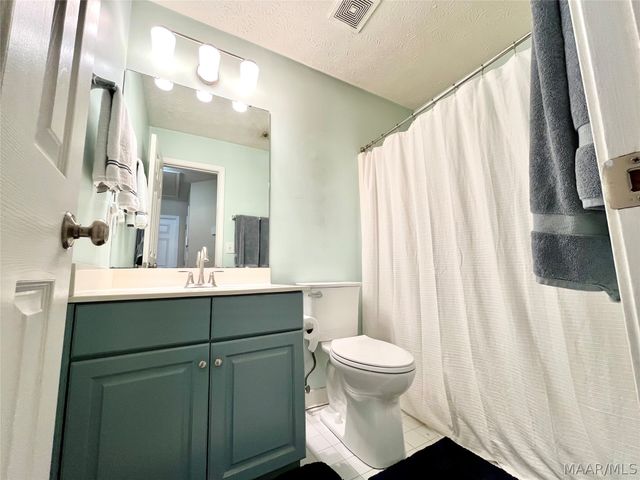 800 Autumn Ridge Road, Montgomery, AL 36117