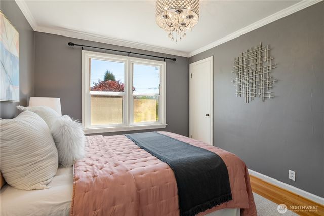 7751 Dibble Avenue NW, Seattle, WA 98117