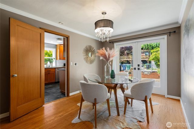 7751 Dibble Avenue NW, Seattle, WA 98117
