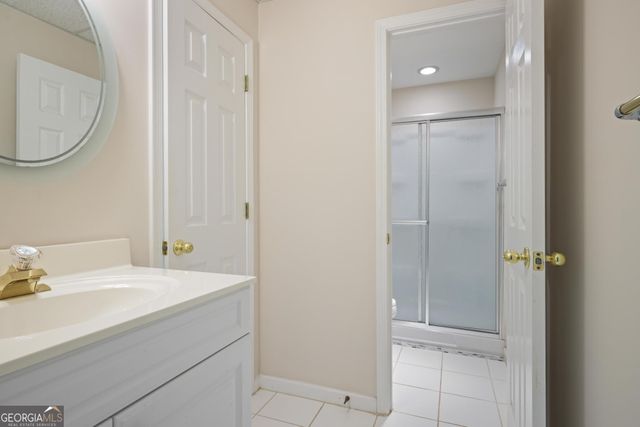 5717 Overlook Circle, Powder Springs, GA 30127