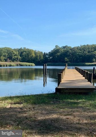 958 SENECA PARK RD, Baltimore, MD 21220