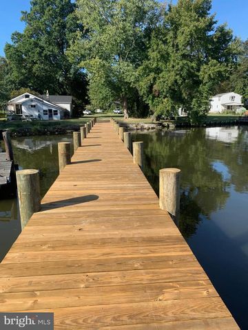 958 SENECA PARK RD, Baltimore, MD 21220