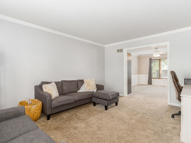 2731 Alyssa Drive, Naperville, IL 60565