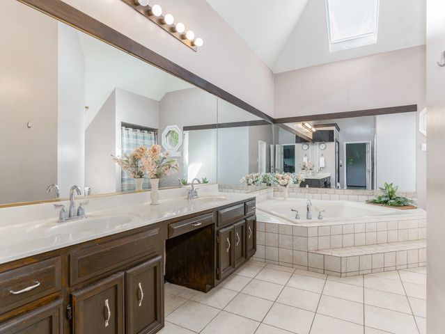 2731 Alyssa Drive, Naperville, IL 60565
