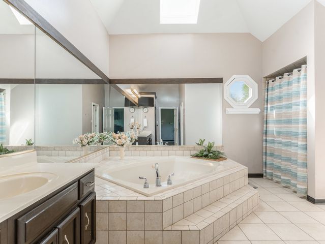 2731 Alyssa Drive, Naperville, IL 60565