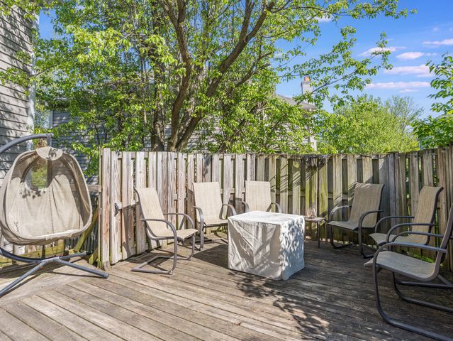 2731 Alyssa Drive, Naperville, IL 60565